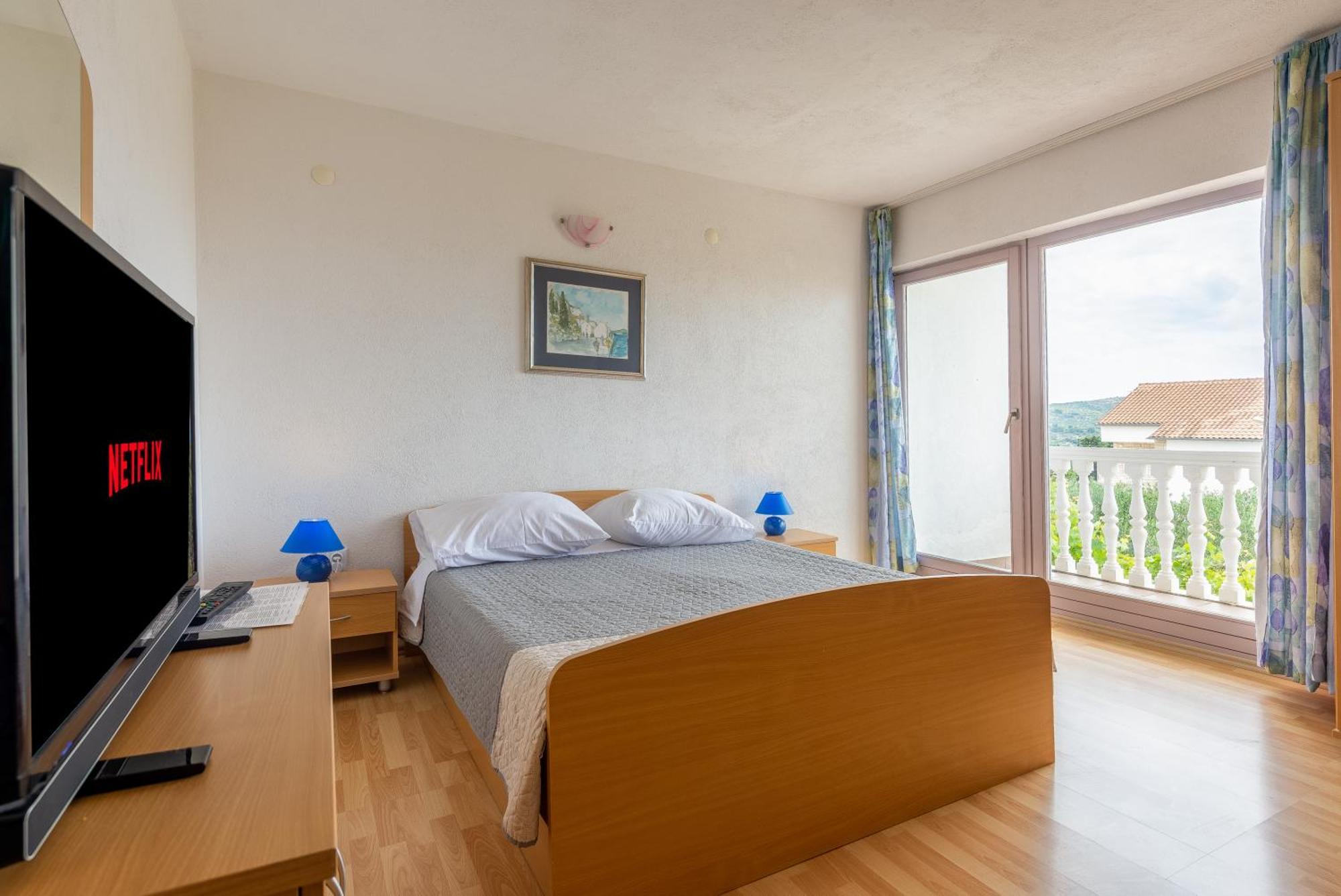 Olive Gardens Apartment Primošten Екстериор снимка