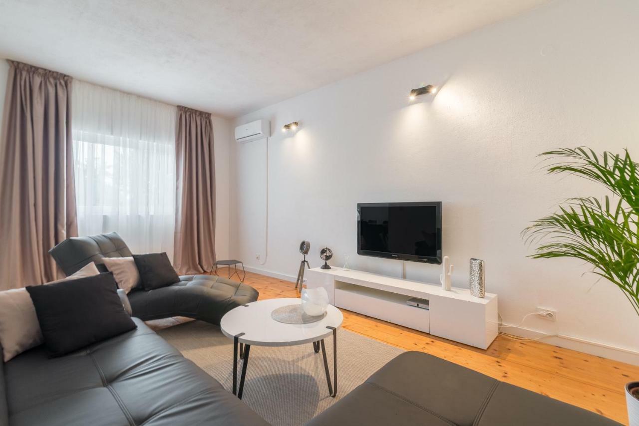 Olive Gardens Apartment Primošten Екстериор снимка