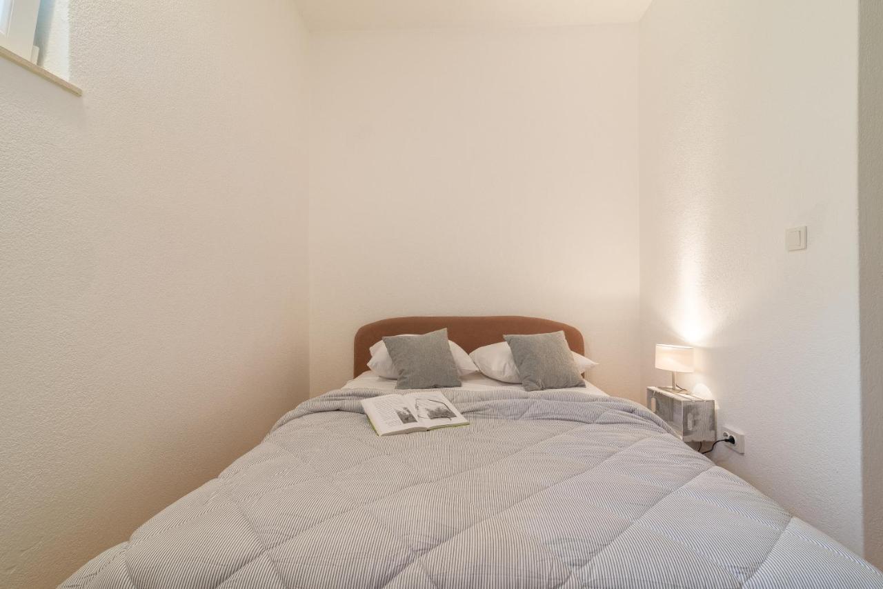 Olive Gardens Apartment Primošten Екстериор снимка